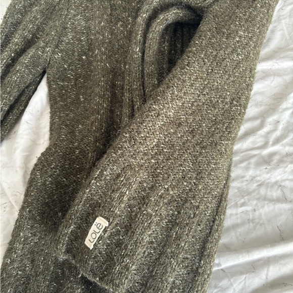 Lolë jacket - Picture 2 of 3